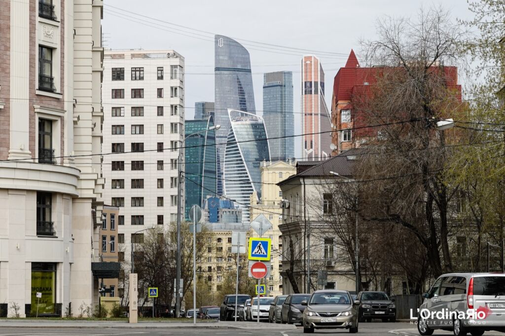 View of the City in the other side of the river Moscova