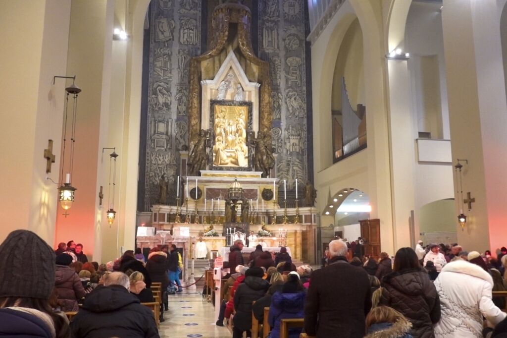 La Juta dei Femminielli e la Candelora al santuario di Montevergine (AV)